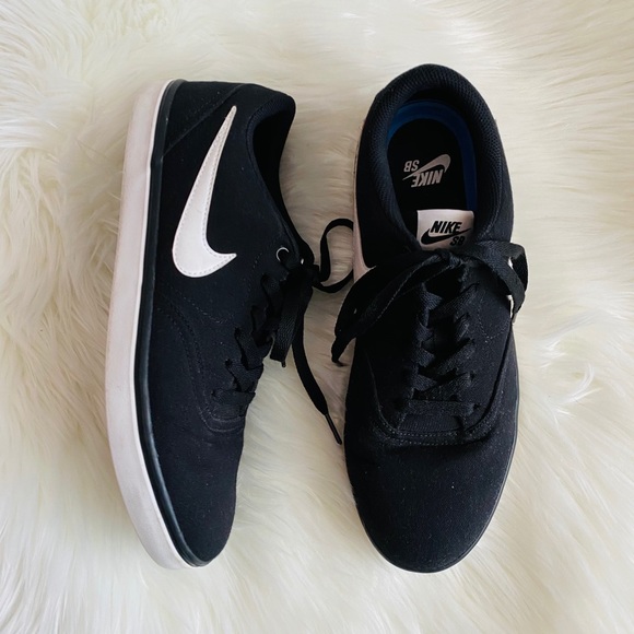 nike men's sb charge solarsoft skateboarding shoes